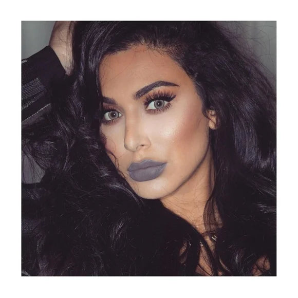 Huda Beauty Matte Lipstick – SILVER FOX Full Size